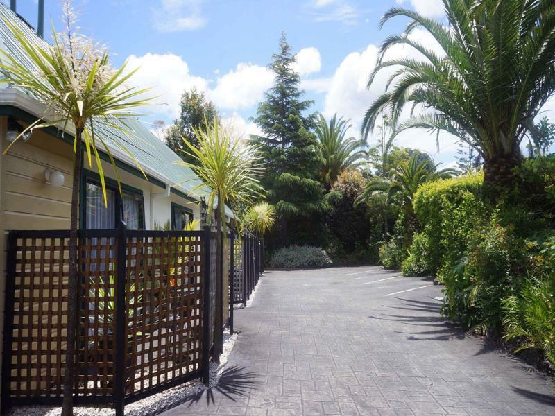 Cheviot Park Motor Lodge Whangarei Exteriör bild