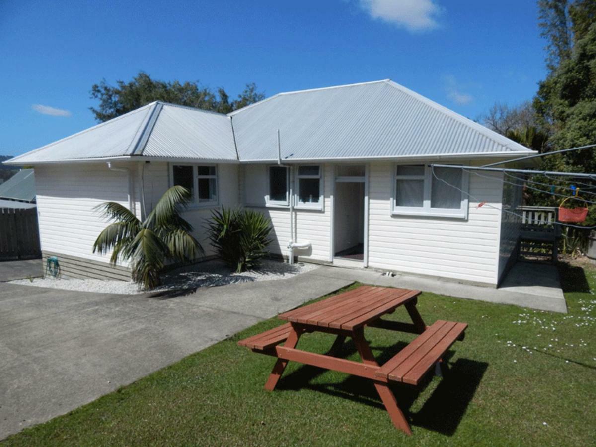 Cheviot Park Motor Lodge Whangarei Exteriör bild
